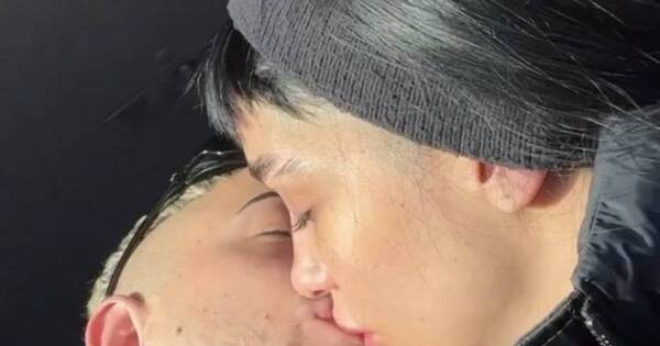 La Nación / A los mimos y besos, María Becerra se muestra con su nuevo novio
