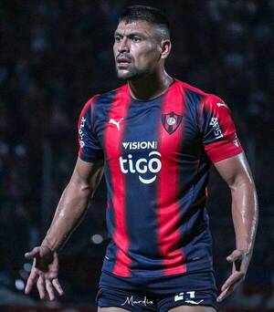 Crónica / “Andá chupale la...”, la reacción de un jugador de Cerro contra un hincha