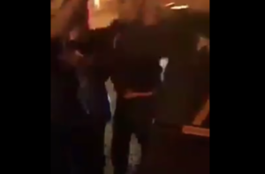 (VIDEO) Rapai tuichaite ka’ure agreden a polis en el Este