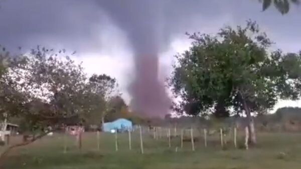 SEN asiste a familias afectadas por el tornado en San Joaquín
