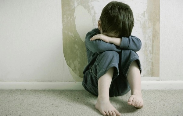 Niño era explotado sexualmente por su padre y abuela