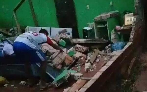 Asisten a familias afectadas por el tornado en San Joaquín – Prensa 5