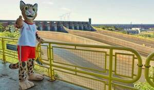Tirika, la mascota de los Juegos Suramericanos 2022 visitó Itaipu