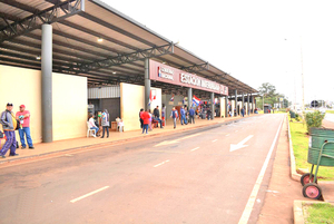 Municipalidad de CDE genera empleo con varios servicios en la terminal interurbana - La Clave
