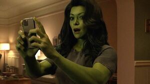 She-Hulk, la serie que mezcla acción, sátira y superhéroes