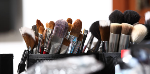 Buen Pastor: brindan curso de maquillaje para internas