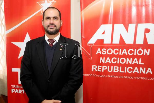 Diario HOY | TEP colorado inicia encuentro con apoderados sobre el cambio de la chapa oficialista