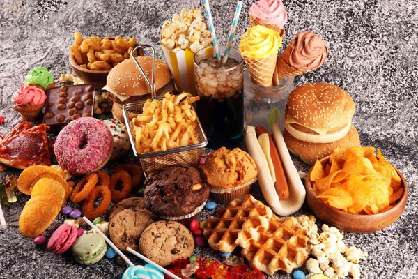 Diario HOY | Salud recomienda evitar exceso de comidas chatarras en días fríos