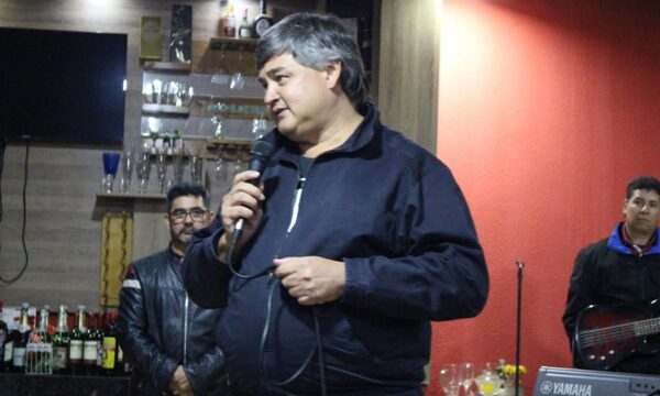 “Tiki” destaca valentía de Hugo Velázquez para enfrentar su situación