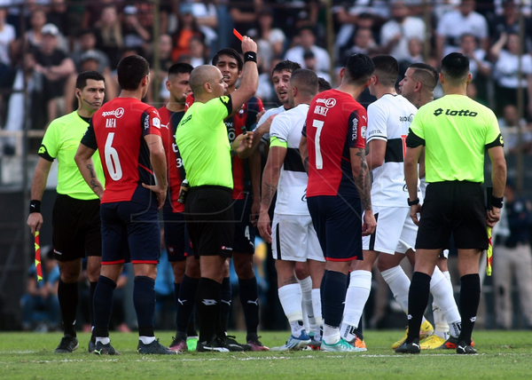 Diario HOY | Olimpia eleva sus argumentos para revertir la sanción a Silva 