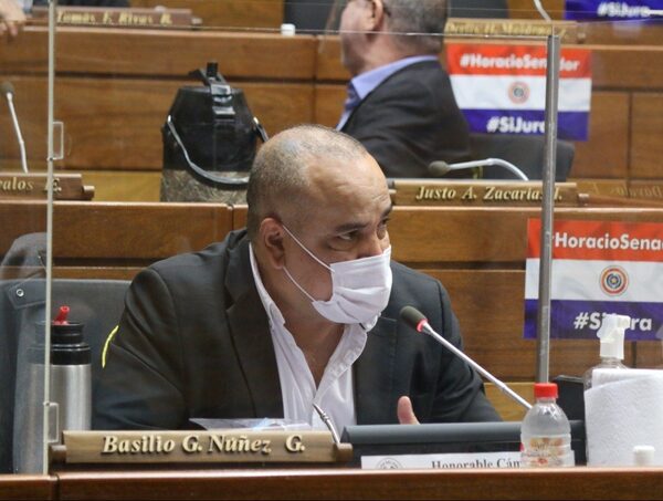 Mario Abdo traicionó a su vicepresidente, sostiene el diputado Basilio Núñez · Radio Monumental 1080 AM