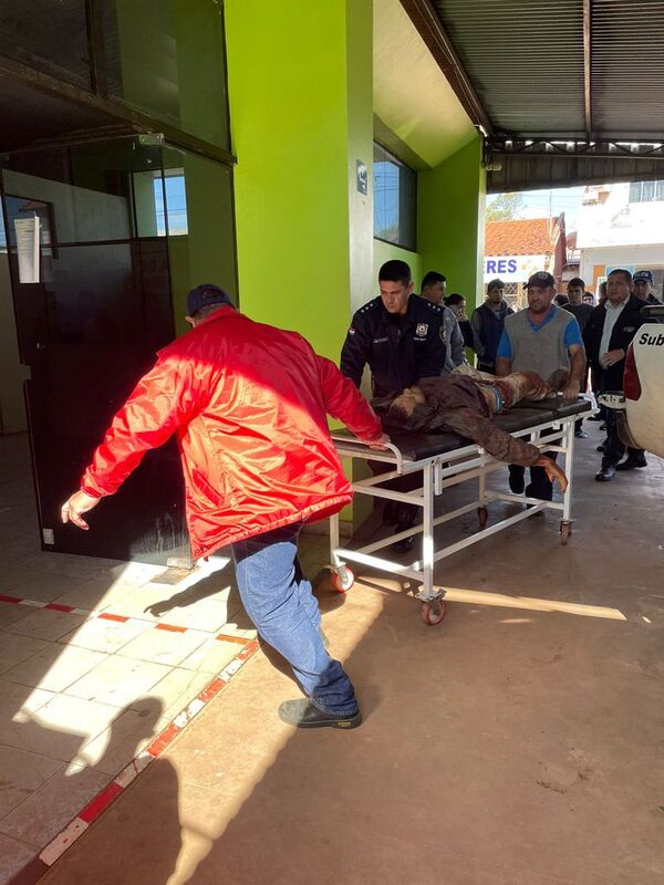 Enfrentamiento deja un muerto y varios heridos en Marina Cue - Nacionales - ABC Color