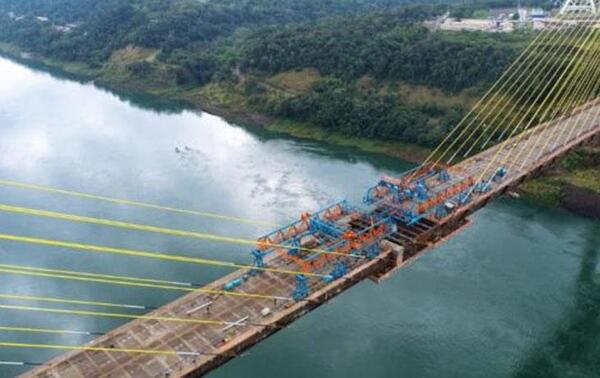 Terminan de unir el Puente de la Integración Paraguay-Brasil – Prensa 5