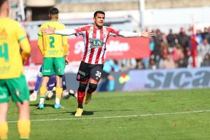 Cristian Colmán anotó un gol en la victoria de Barracas Central