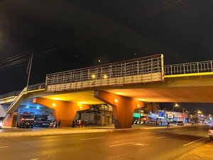 Diario HOY | Retiran gigantesco cartel que no contaba con permiso municipal en Asunción