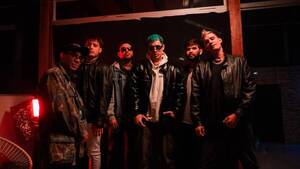 Crónica / [VIDEO] "Caja blanda" lanzó su nuevo videoclip con tema bien sensual