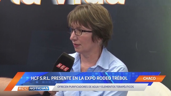 HCF S.R.L. con purificadores de agua y elementos terapéuticos en la Expo Rodeo Trébol