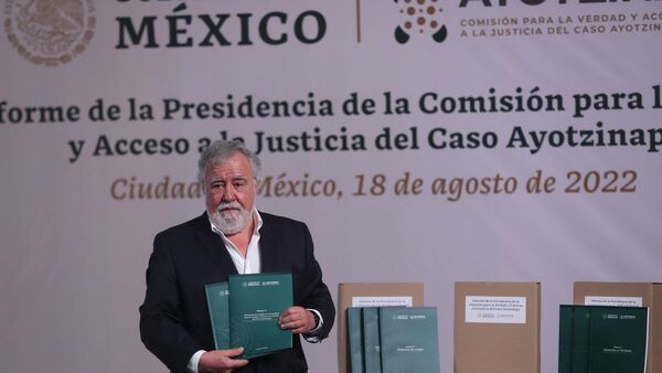 Comisión de México concluye que Ayotzinapa fue "crimen de Estado"