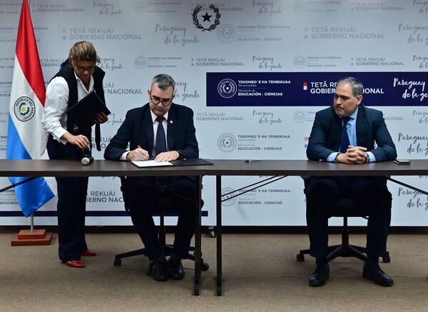 Directores exigen replantear acuerdo sobre presupuesto del MEC para el 2023 - Nacionales - ABC Color