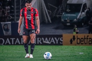 Juan Patiño pide disculpas tras exabrupto con hincha - Paraguaype.com