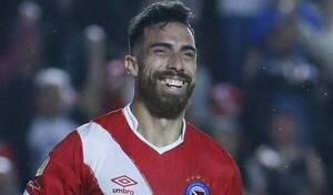 Crónica / Boca Juniors va con todo por el goleador paraguayo Gabriel Ávalos