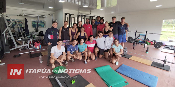 ENTRENAMIENTO DE ATLETAS DE LA SELECCIÓN DE REMO EN ENCARNACIÓN