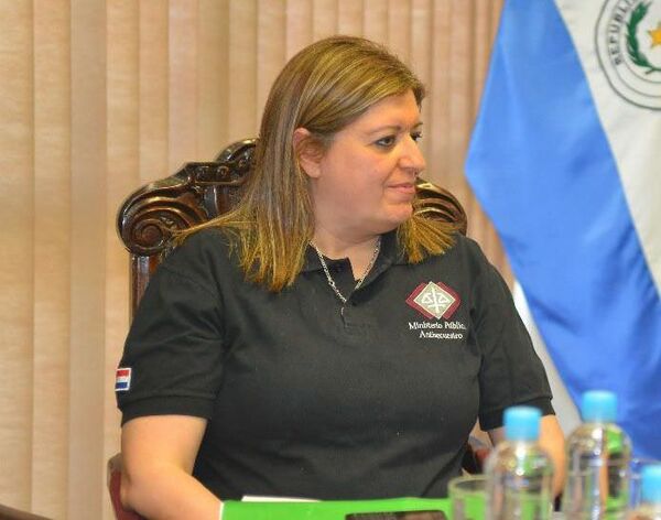 Grosera selectividad de la Fiscalía para   investigar denuncias contra  HC - Nacionales - ABC Color
