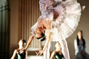 Ballet Clásico y Moderno Municipal celebra sus 50 años con invitados - Cultura - ABC Color