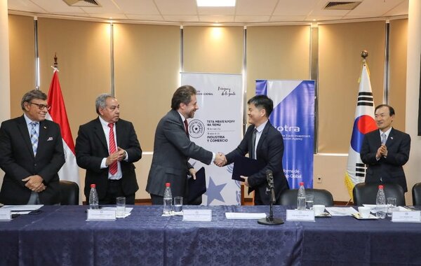 MIC y el Instituto de Investigación de Hyundai fortalecerán la industria automotriz paraguaya