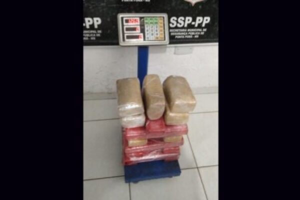 Joven de 24 años cae con 12 paquetes de marihuana en la frontera - Radio Imperio