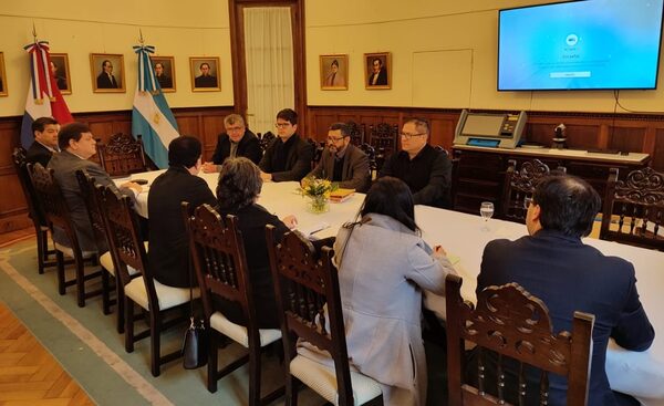 Capacitan a funcionarios diplomáticos sobre Voto Electrónico para divulgación en el extranjero - .::Agencia IP::.