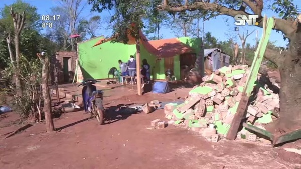 Reconstruyen viviendas afectadas por tornado - SNT