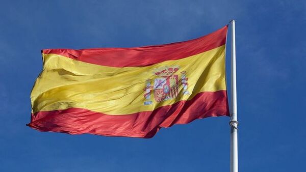 Diario HOY | Cambios en la Ley Migratoria de España permitirá a paraguayos trabajar y residir en el país de forma legal
