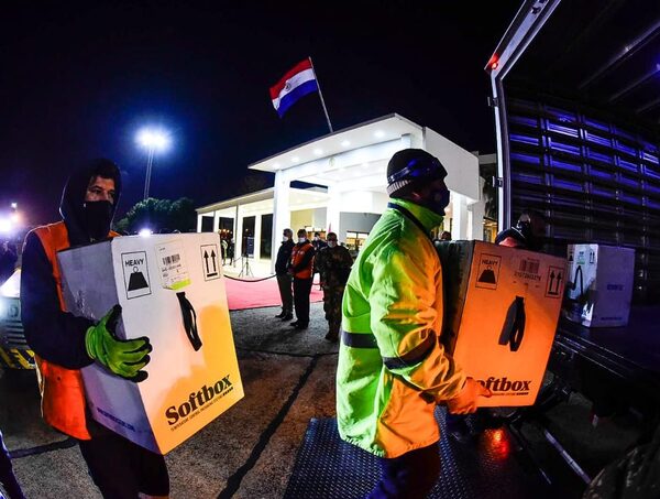 Paraguay recibirá 200.000 vacunas contra el Neumococo y 500.000 contra la Covid · Radio Monumental 1080 AM