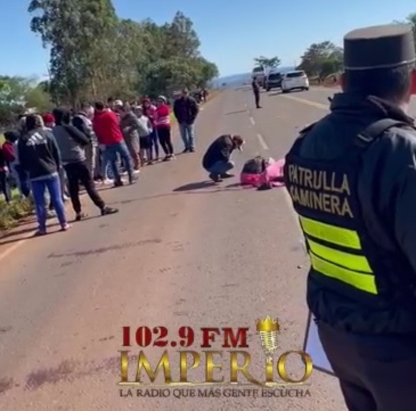 Docente fallece al ser embestida por un ómnibus - Radio Imperio