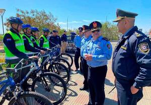 Crónica / A partir de ahora, la seguridad de la Costanera será reforzada con “bici patrullas” de la Policía