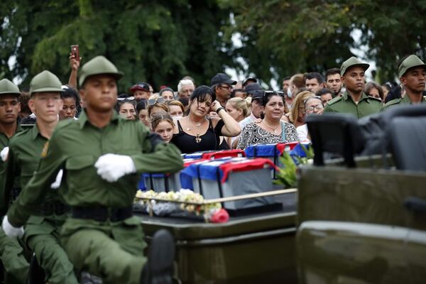 Cuba homenajea a 14 de las víctimas mortales en el gran incendio de Matanzas - Mundo - ABC Color