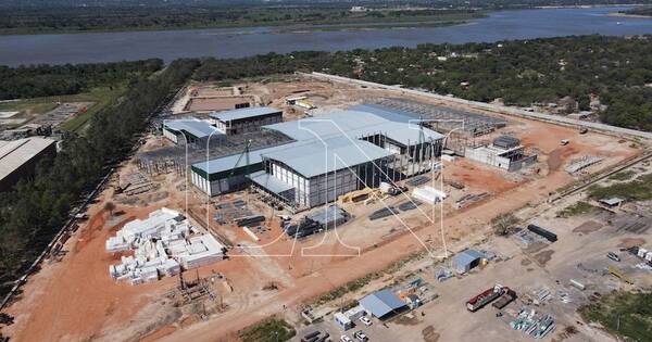 La Nación / Frigorífico Chajha presenta 65% de avance en la infraestructura