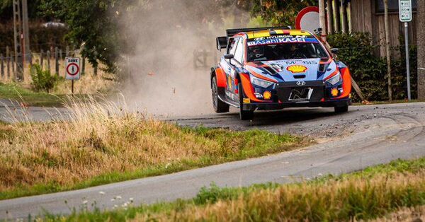Neuville primer líder, Rovanperä abandona en el Rally Ypres - ABC Motor 360 - ABC Color