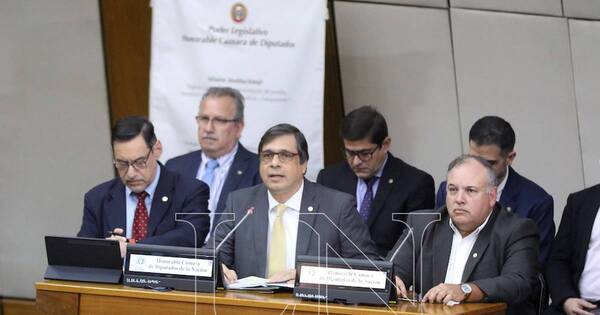 La Nación / Diputado considera que habrá mayoría para voto de censura