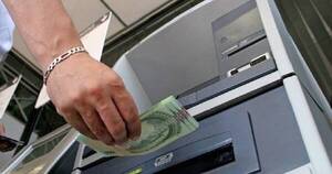 La Nación / Centrales obreras piden una revisión