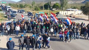 Funcionarios de la INC cierran ruta para exigir pagos adeudados