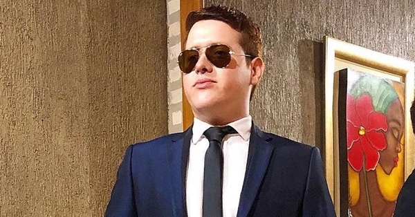 El impactante cambio de de Hugo Makeup impresionó a todos