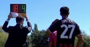 Hugo Cuenca tuvo sus primeros minutos en el Milan de Italia