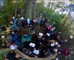 Crónica / Colosos de la Tierra: Un minuto de silencio en homenaje a Humberto Rubin