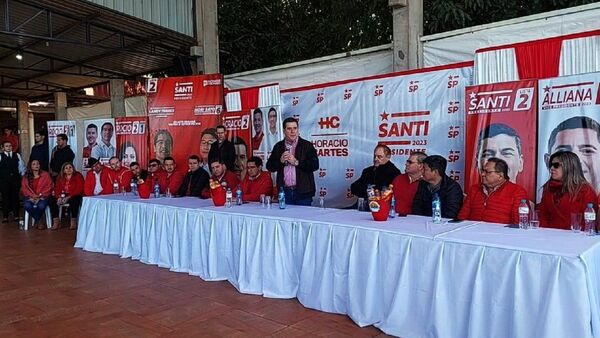 Cartismo va tras votos del campo y promete no subir impuestos