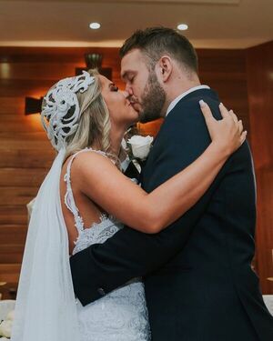 El romántico mensaje de Edwin Storrer a su esposa al cumplir seis meses de casados - Gente - ABC Color