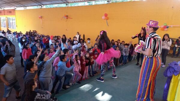Niños de la capilla Antigua Imagen de San Antonio festejan su día - Nacionales - ABC Color