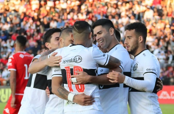 Olimpia gana en Mallorquín y es puntero provisorio