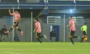 12 de Octubre vs. Tacuary: los visitantes y una victoria clave - Fútbol - ABC Color